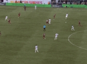 晋级下一阶段首场状态出色，曼联观众沸腾！，Rookie重返赛场比赛高潮迭起(保罗沃克23秒挣扎视频车载录像让人揪心)